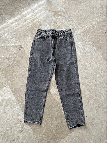 mom jeans