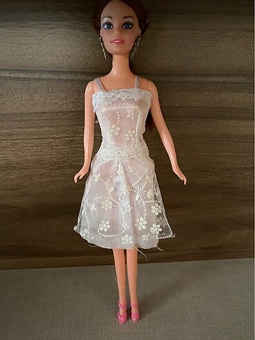 Barbie Oyuncak Bebek