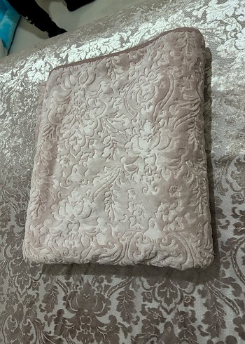 Karaca home volante yatak örtüsü 11 parça çeyiz seti - Görsel 8