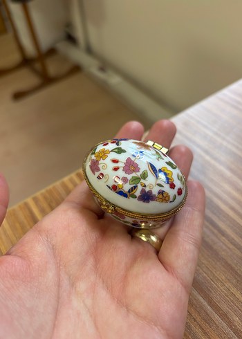 Çiçek Desenli Beyaz porselen Kutu - Görsel 6