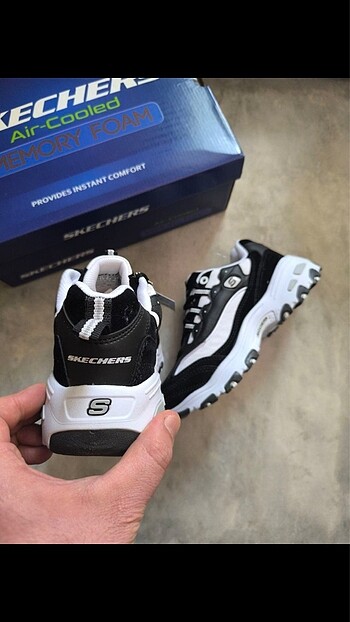 39 Beden siyah Renk SKECHERS D-LİTES KADIN
