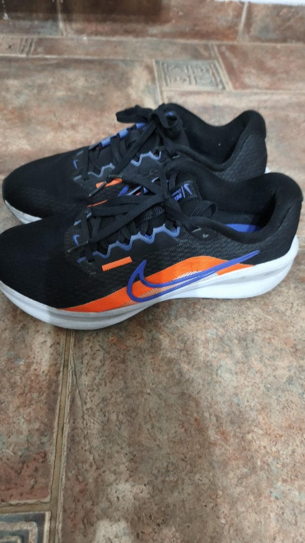 Nike Downshifter 13  Erkek Spor Ayakkabı 40 no çok az kullanıldı - Görsel 3