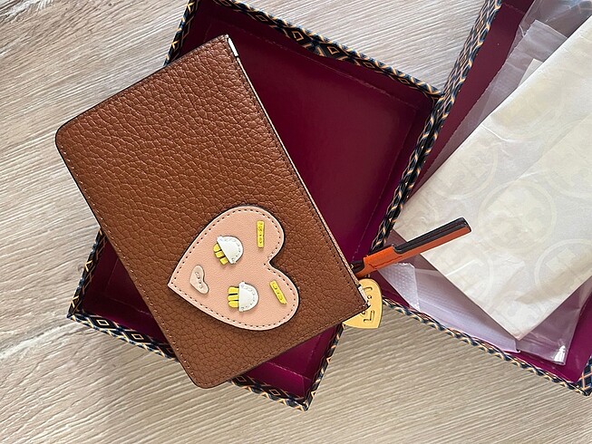 Beden Tory Burch Kartlık