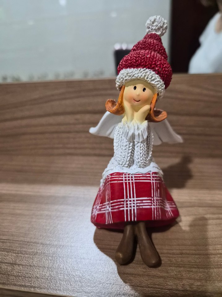 Renkli Şapkalı Beyaz Melek Biblo - Görsel 2