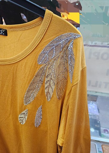 Sarı Uzun Kollu Payetli Kadın Bluz - Görsel 3