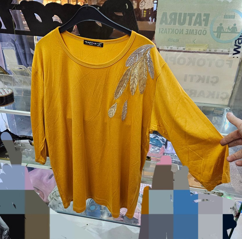 Uzun Kollu Sarı Payetli Kadın Bluz - Görsel 2