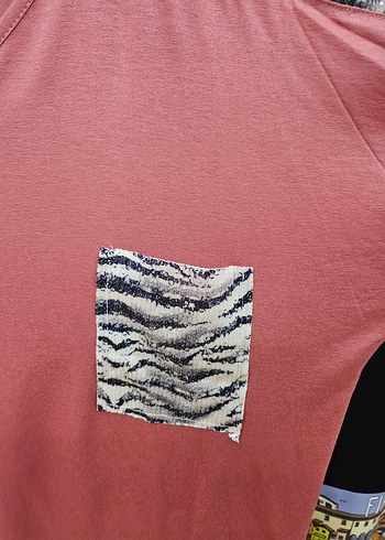 Zebra Desenli Pembe V Yaka Uzun Kollu Bluz - Görsel 2