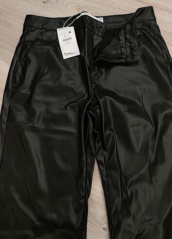 Bershka deri pantolon.