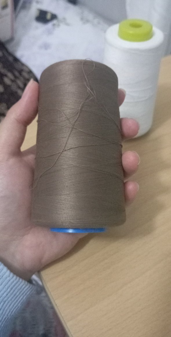 Bohem Tarzda Kahverengi ve Beyaz İplikler - Görsel 2