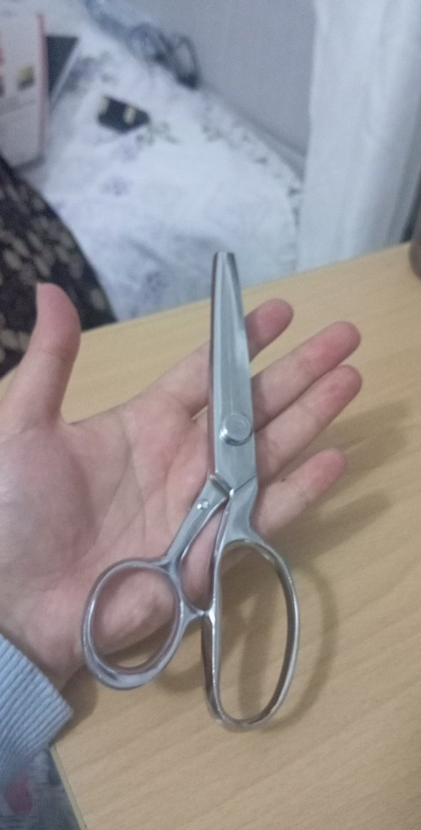 Gri kumaş makası - Görsel 3