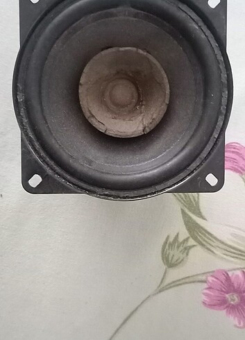 10 cm hoparlör 