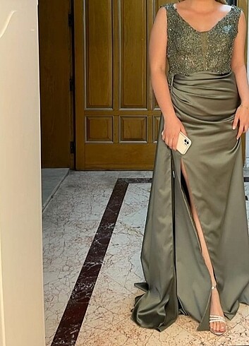 Gece elbisesi 