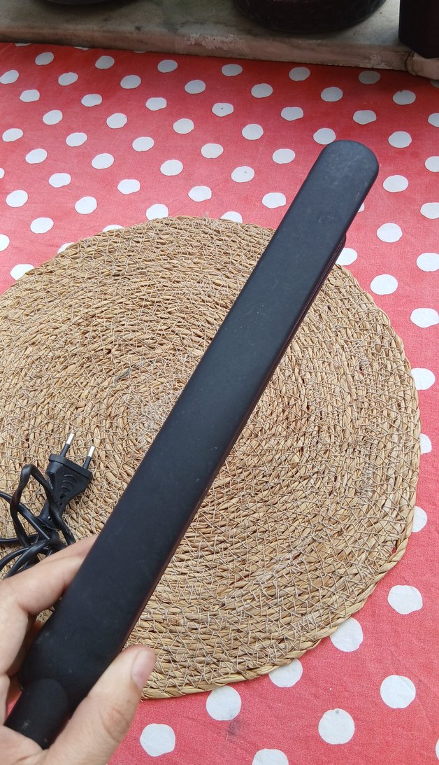 Siyah Saç Düzleştirici - Görsel 5