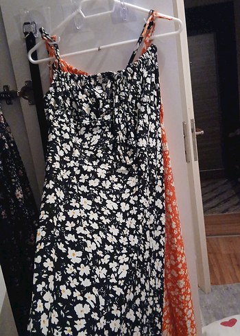 Çiçek Desenli Askılı Midi Elbise - Görsel 3