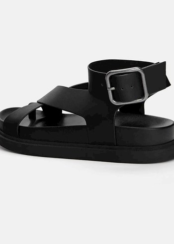 Bershka Kadın Siyah Platform Topuklu Sandalet