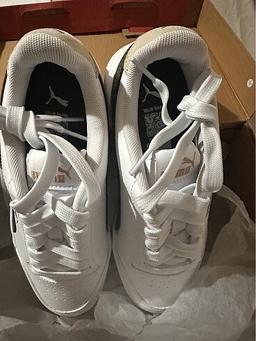 38,5 Beden Puma shuffle ORİJİNAL SATICI