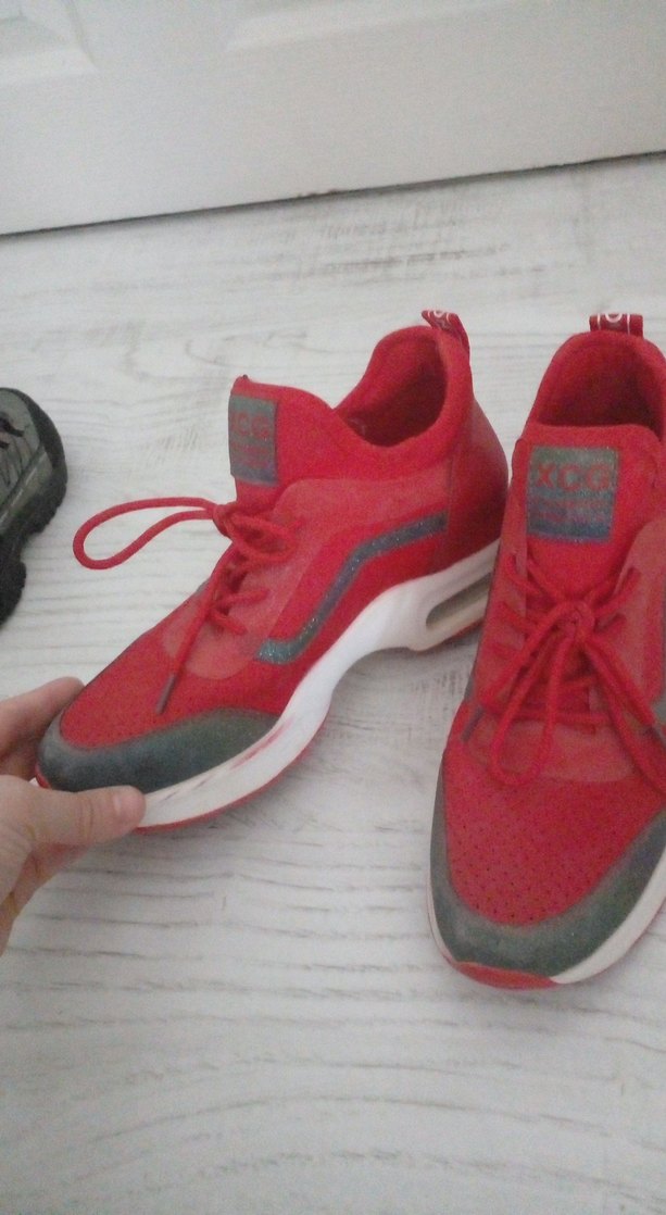 Kırmızı Bağcıklı Kadın Spor Ayakkabı - Görsel 4