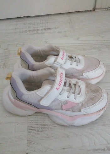 Kız Çocuk Pembe Bağcıklı ve Cırt Cırtlı Spor Ayakkabı - Görsel 3