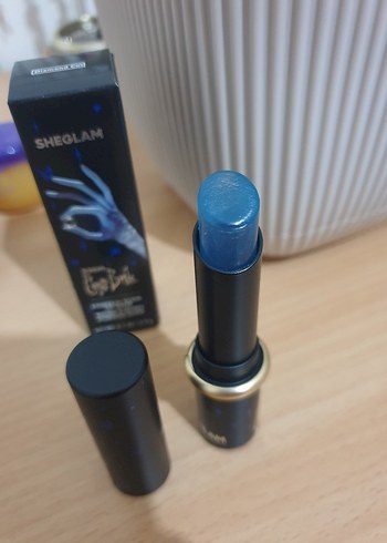 Beden mavi Renk Sheglam Corpse Bride Lip Balm