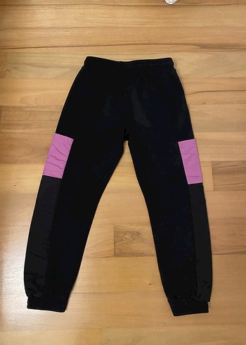 Siyah Kapüşonlu Rahat Eşofman Altı - Görsel 3