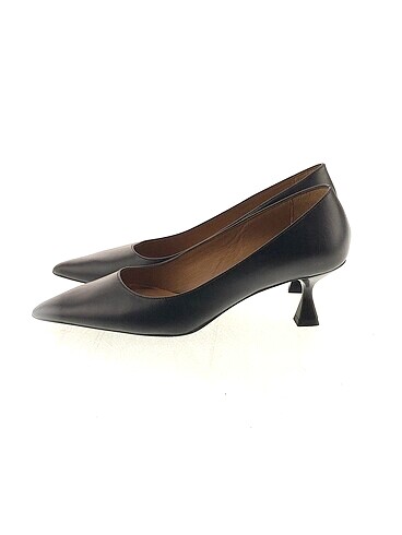 Elle Stiletto %70 İndirimli.