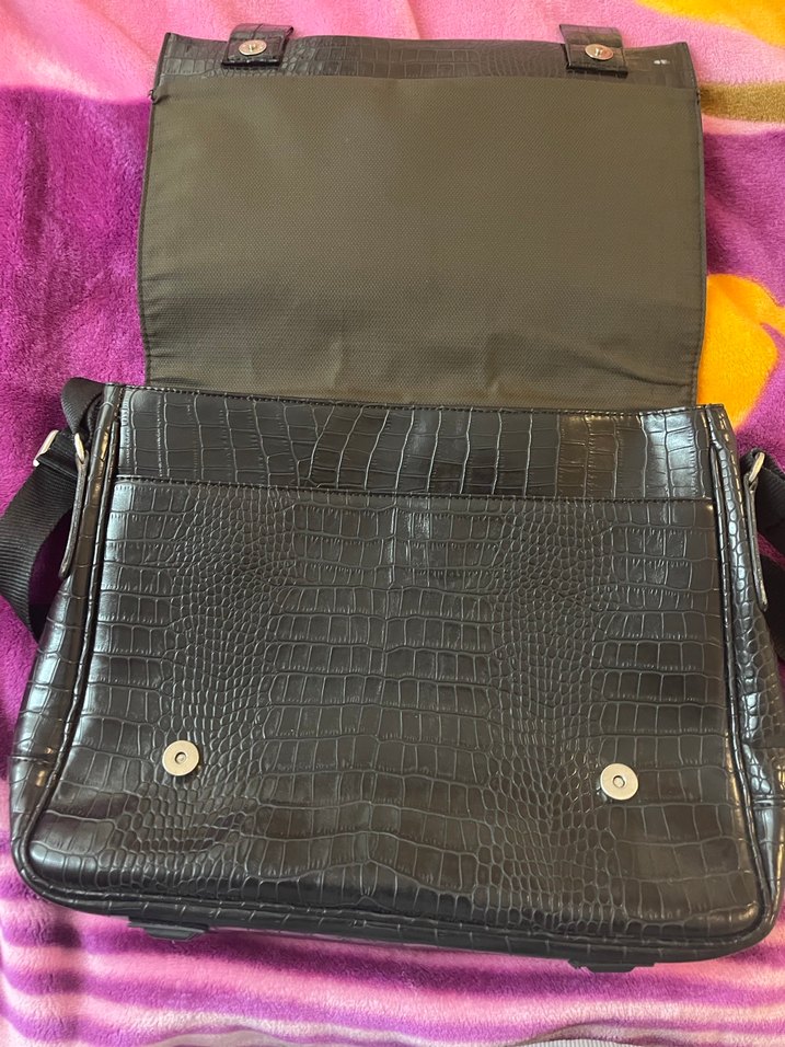 Vintage Siyah Yılan Derisi Desenli Omuz Çantası - Görsel 2