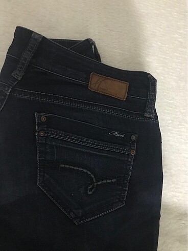 28 Beden lacivert Renk Mavi jean