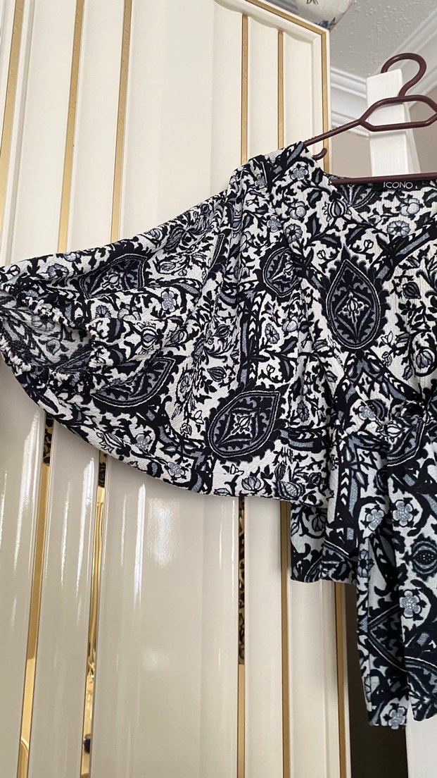 Bohem V Yaka Uzun Kollu Salaş Bluz - Görsel 3