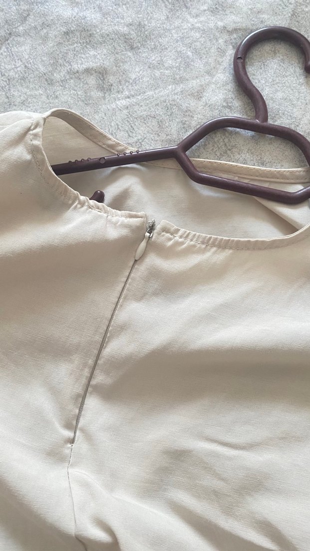 Bej Keten Volanlı Kadın Bluz - Görsel 5