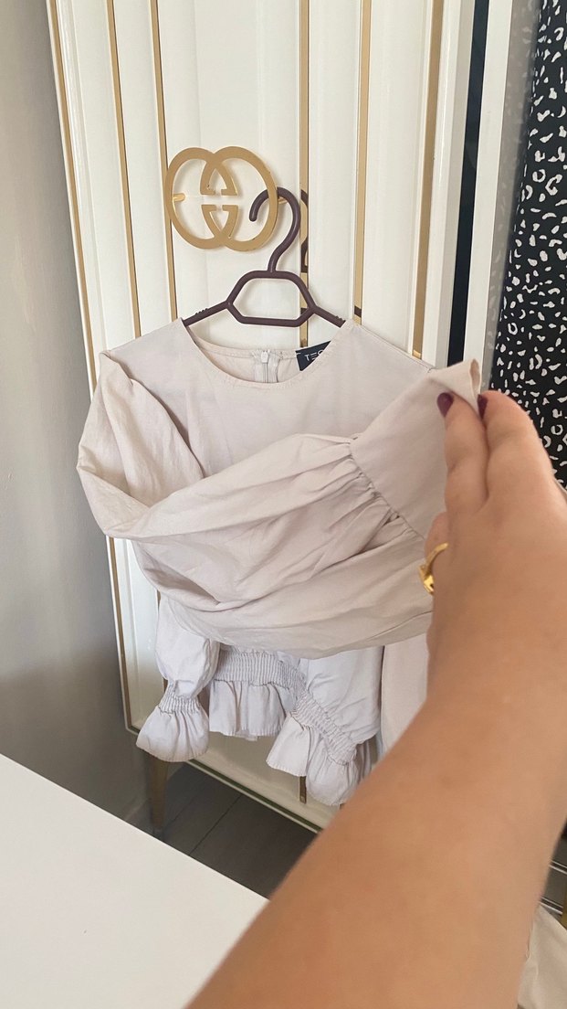 Bej Keten Volanlı Kadın Bluz - Görsel 2