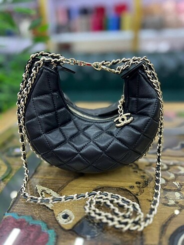CHANEL HOBO MİNİ BAG