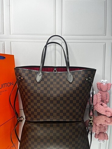 LOUIS VUITTON NEVERFULL MM