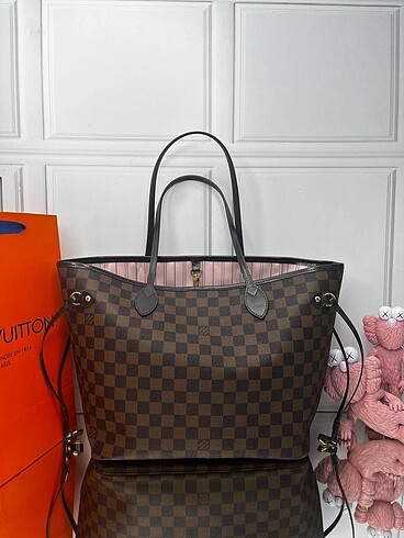 Beden LOUIS VUITTON NEVERFULL MM