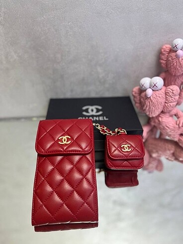 Beden CHANEL PHONE AND AİRPODS CASE