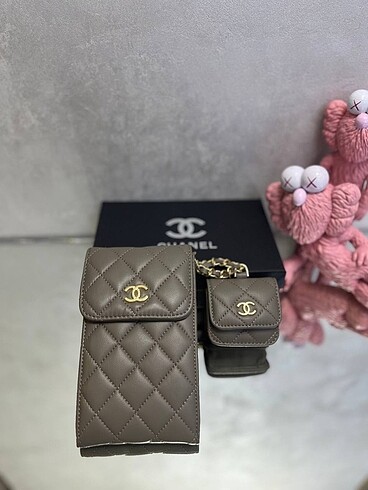  Beden çeşitli Renk CHANEL PHONE AND AİRPODS CASE