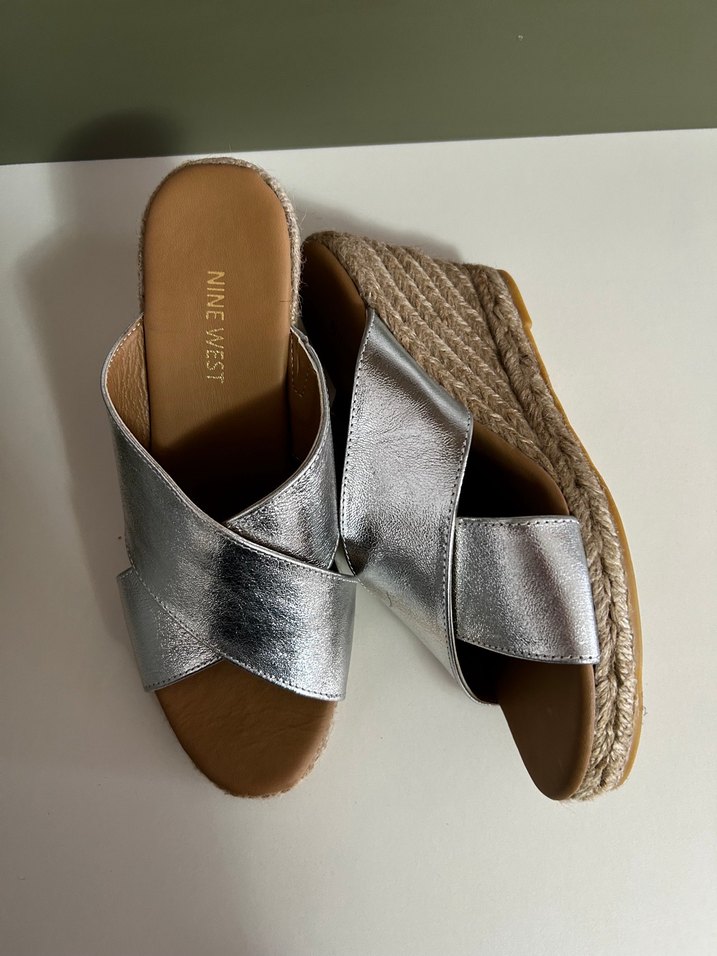 Gri Metalik Dolgu Topuklu - Görsel 3