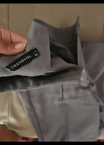 Trendyol & Milla Düğmeli Gri Kadın Kumaş Pantolon