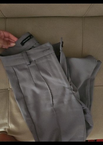 Düğmeli Gri Kadın Kumaş Pantolon