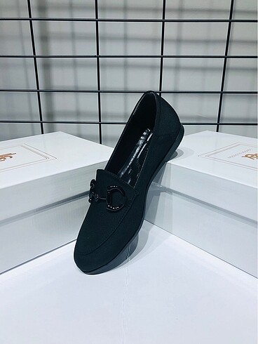 38 Beden Kadın Zara Model Saten Ayakkabı