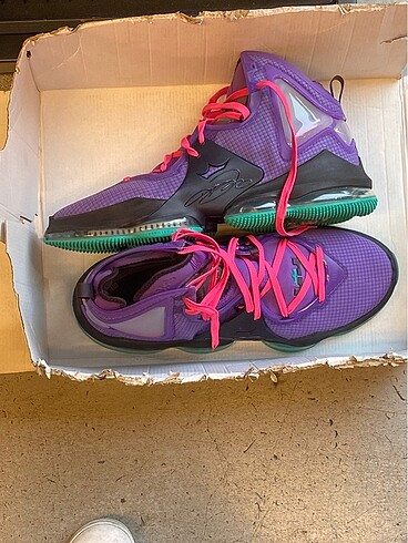 Lebron Basketbol ayakkabısı