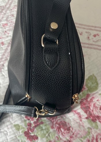 Siyah Deri Fermuarlı Kadın Çanta - Görsel 4