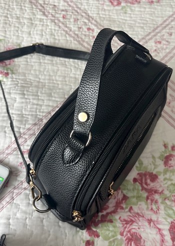 Siyah Deri Fermuarlı Kadın Çanta - Görsel 13