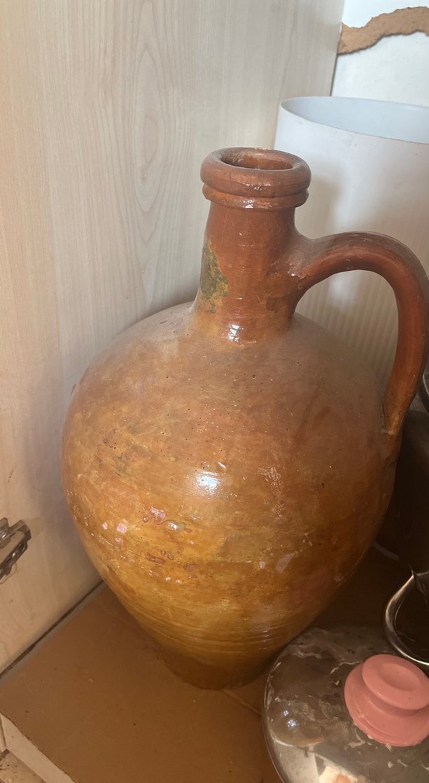 Koyu Bej Kulplu Seramik Vazo - Görsel 2