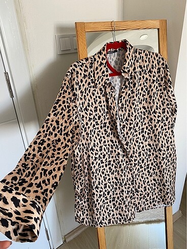 Leopar gömlek