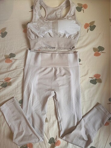 Spor crop tayt takım