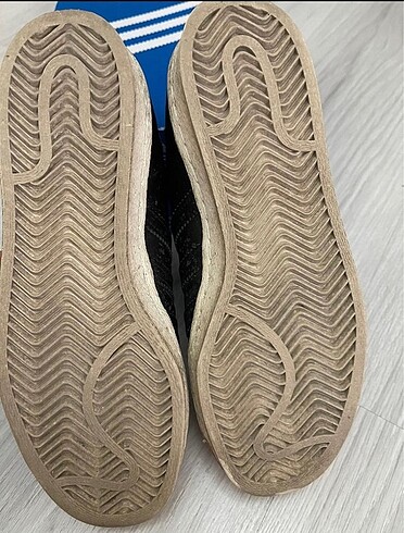 38 Beden siyah Renk Adidas Ayakkabı