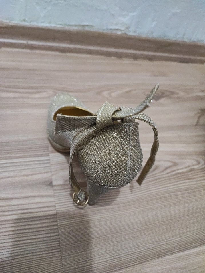 Diger Altın Renk Parlak Yılan Desenli İnce Topuklu - Görsel 3