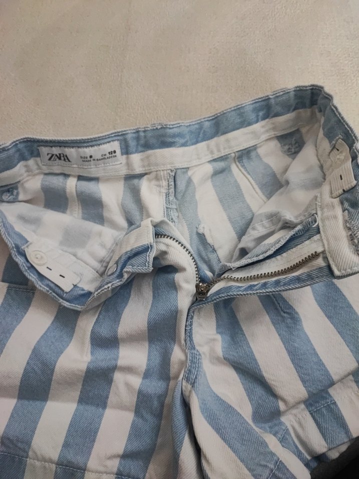 Zara Kızlar için Mavi Beyaz Çizgili Denim Şort - Görsel 4