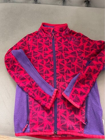 Polar sweatshirt 4-5-6 yaş giyebilir