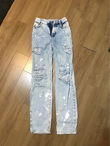 Bershka Jean